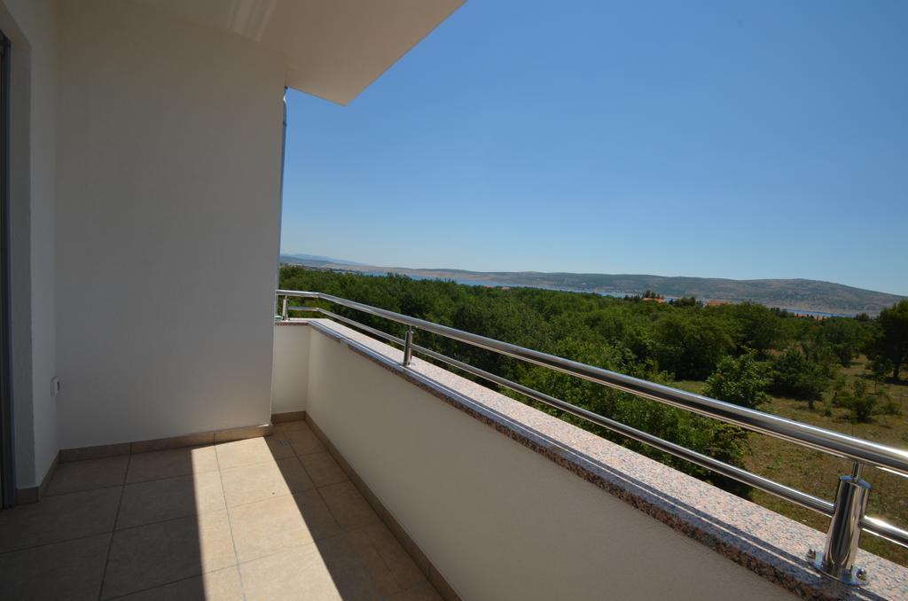 Apartment Anica Kuk Starigrad Paklenica Rum bild
