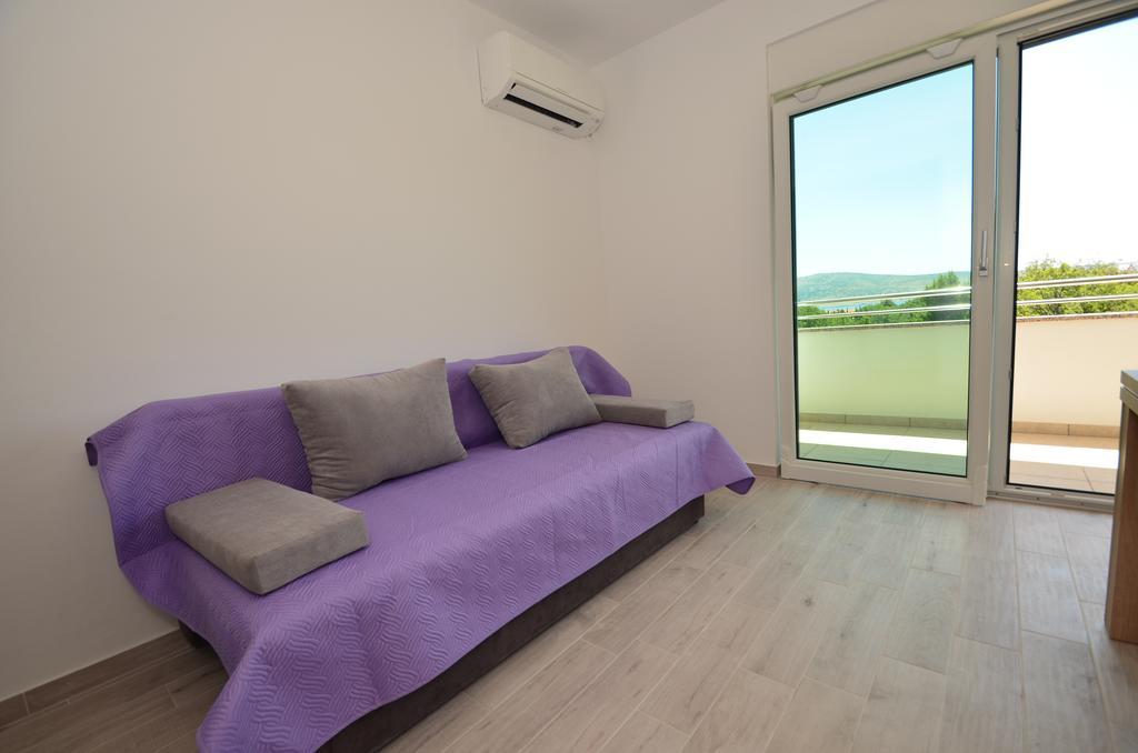 Apartment Anica Kuk Starigrad Paklenica Rum bild