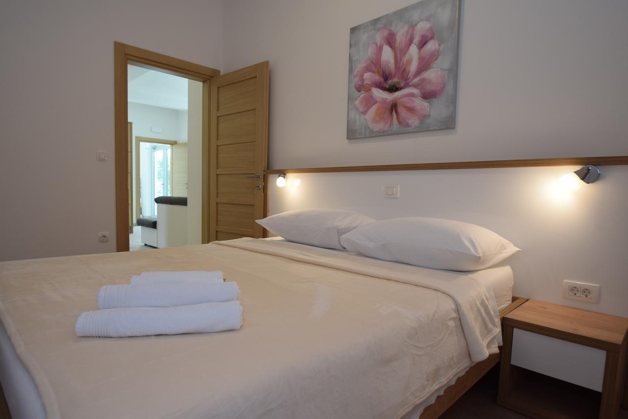 Apartment Anica Kuk Starigrad Paklenica Exteriör bild