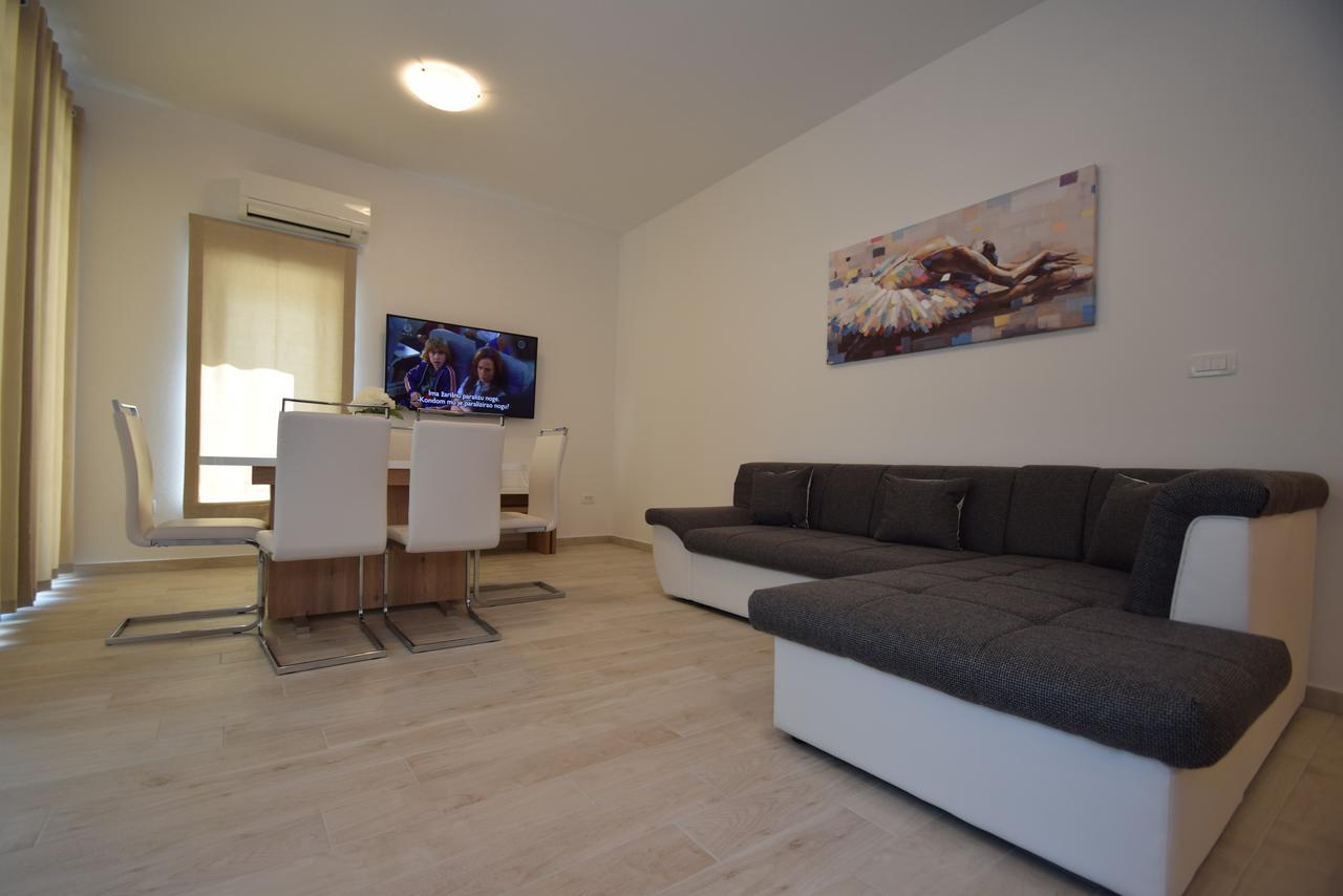 Apartment Anica Kuk Starigrad Paklenica Exteriör bild